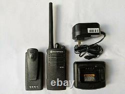 Motorola Cp110m Vhf Murs Radio Bidirectionnelle. Compatible Avec Walmart Rdm2070d