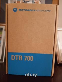 Motorola DTR700 Radio Numérique Bidirectionnelle 50 Canaux 900 MHz
