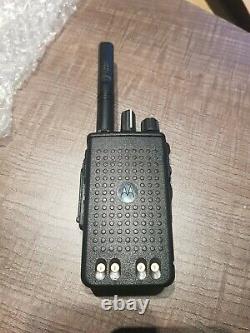 Motorola Dp3441e Uhf Portable Protable Two Way Radio 403 527 Mhz