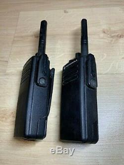 Motorola Dp4400 Uhf Radios Bidirectionnelles / Talkies-walkies Withcharger
