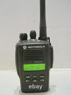 Motorola Ex560 Xls Vhf 136-174 Mhz 160 Ch 4w Radio À Deux Sens
