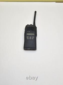Motorola HT1250 136-174 MHz VHF Radio bidirectionnelle AAH25KDF9AA5AN