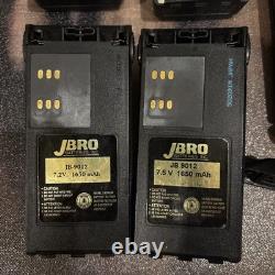 Motorola HT1250 Radios Bi-Directionnels (2) + Accessoires, Utilisés Testés Fonctionnels Motorola HT1250 Radios Bi-Directionnels (2) + Accessoires, Utilisés Testés Fonctionnels