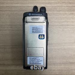 Motorola HT1250 UHF 403-470 MHz 128 canaux Radio bidirectionnelle à clavier complet AAH25RDH9AA6AN