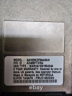 Motorola HT1250 radio bidirectionnelle VHF 136-174 MHz avec chargeur AAH25KDF9AA5AN