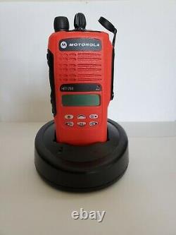 Motorola Ht1250 Uhf 450-512mhz 128ch 5w MDC 1200 Radio Bidirectionnelle Aah25sdf9aa5an