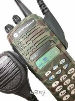 Motorola Ht1250 Uhf Tactique De Camouflage Radio À Deux Voies 403-470mhz Aah25rdh9aa6an