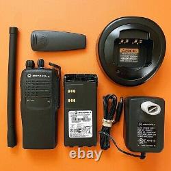 Motorola Ht750 Radio Portable À Deux Voies Bande Basse (35-50 Mhz) Scanner De Sécurité Publique