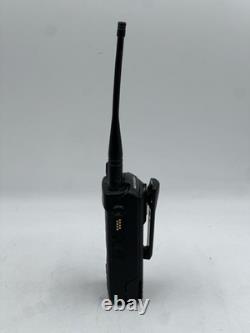 Motorola Mototrbo XPR3500E Radio bidirectionnelle avec antenne, batterie et chargeur (EL1106967)
