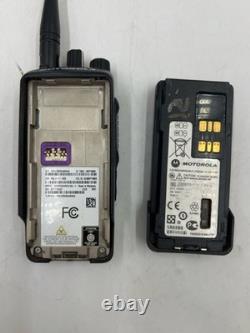 Motorola Mototrbo XPR3500E Radio bidirectionnelle avec antenne, batterie et chargeur (EL1106967)