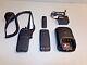Motorola Mototrbo Xpr6300 136-174 Mhz Vhf Radio À Deux Voies Avec Chargeur Aah55jdc9ja1an