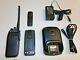 Motorola Mototrbo Xpr6350 136-174 Mhz Vhf Radio À Deux Voies Avec Chargeur Aah55jdc9la1an