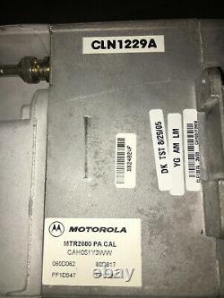 Motorola Mtr2000 435-470mhz Uhf Modèle T5544a Repeater Avec Preselecteur