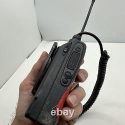 Motorola PR860 Émetteur-Récepteur Bi-Directionnel Bande Basse 35-50 MHz avec Chargeur AAH45CEC9AA3AN