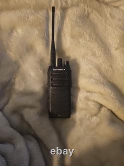 Motorola R2 Radio bidirectionnelle portable numérique UHF (400-480 MHz) AAH11YDC9JA2AN