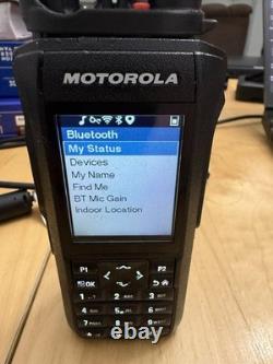 Motorola R7 VHF bidirectionnel déverrouillé FPP-AES cryptage - Nouveau dans sa boîte ouverte