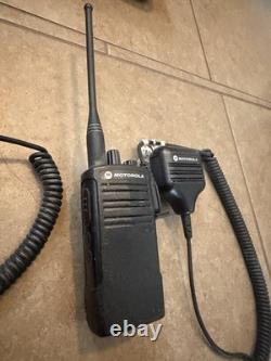 Motorola RDU4100 RU4100BKN9BA radio bidirectionnelle UHF 10 canaux avec batterie