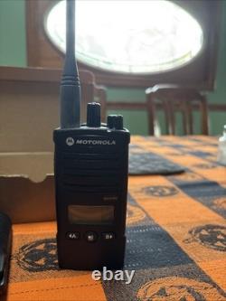 Motorola RDU4160D radio bidirectionnelle à 16 canaux noire