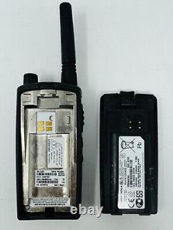 Motorola RMM2050 Radio bidirectionnel sur site avec chargeur et clip