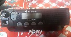 Motorola Radius CM300 146174MHz FM VHF 40W 32 Canaux Radio Bidirectionnelle Analogique