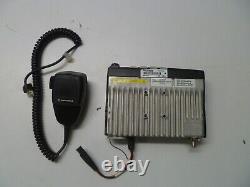 Motorola Radius Cm300 146-174 Mhz 25w Vhf Radio À Deux Voies W MIC Aam50knf9aa1an