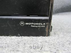 Motorola Radius Gr300 Répéteur Radio Portable Uhf À Deux Voies Avec Émetteur Gm300