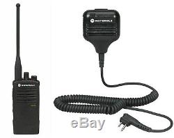 Motorola Rdu4100 4 Watt Uhf Radio À Deux Voies Avec De Hkln4606 À Distance MIC