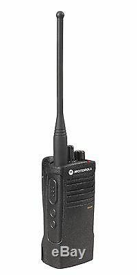 Motorola Rdu4100 4 Watt Uhf Radio À Deux Voies Avec De Hkln4606 À Distance MIC