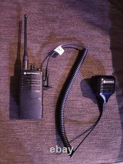 Motorola Rdx Rdu4100 Radio bidirectionnelle avec microphone