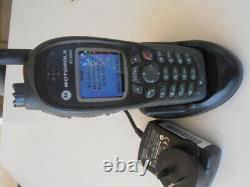 Motorola Two Way Radio Mth800 Radio Avec Chargeur De Bureau