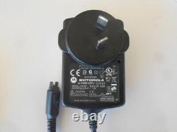 Motorola Two Way Radio Mth800 Radio Avec Chargeur De Bureau