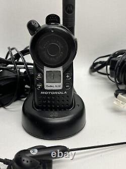 Motorola Vl50 Uhf Analog Groupe Radio À Deux Voies Testé Et Fonctionne 2 Radios Casque