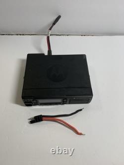 Motorola XPR2500 MOTOTRBO UHF Radio Bi-Directionnel AAM02QNH9JA1AN PMLN6441A RADIO SEULE
