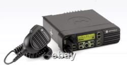 Motorola XPR4550 VHF 136-174 Radio Mobile Bidirectionnelle AAM27JQH9LA1AN & KIT D'ACCESSOIRES