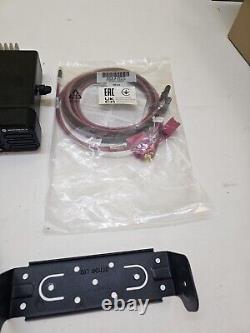 Motorola XPR5550 MOTOTRBO 136-174 MHz VHF 45w Radio Bidirectionnelle avec Micro AAM28JQN9KA1AN