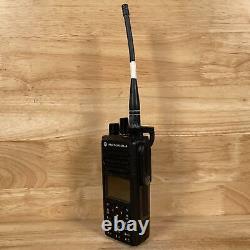 Motorola XPR7550E Noir Écran Numérique Bluetooth Radio Bidirectionnelle Talkie-Walkie