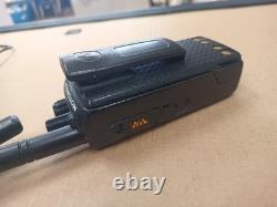 Motorola XPR 3300 UHF 403-512 MHz, radio bidirectionnelle à 16 canaux, lot de 3, vendu en l’état