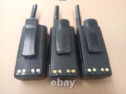 Motorola XPR 3300 UHF 403-512 MHz, radio bidirectionnelle à 16 canaux, lot de 3, vendu en l’état