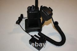 Motorola XPR 3300e UHF 403-512 MHz Radio Numérique Bi-Directionnel Noir