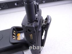 Motorola XPR 7350e AAH56JDC9WA1AN Radio bidirectionnelle VHF Walkie Talkie avec chargeur