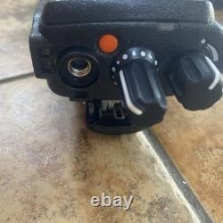 Motorola XPR 7550e RADIO BIDIRECTIONNEL AAH56RDN9RA1AN avec batterie, antenne, microphone et clip