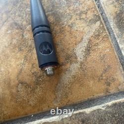 Motorola XPR 7550e RADIO BIDIRECTIONNEL AAH56RDN9RA1AN avec batterie, antenne, microphone et clip