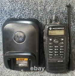 Motorola Xpr6580 Digital 800/900 Dmr Mototrbo Radio Bon Acheter 1 À 7 Unités