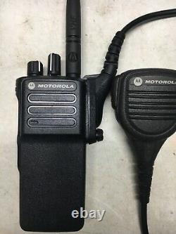 Motorola Xpr7350 Vhf Mototrbo Dmr Radio Numérique Portable À Deux Voies Aah56jdc9ka1an