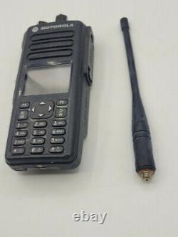 Motorola Xpr7550e Aah56rdn9ra1an Activé Uhf Radio Numérique Bidirectionnelle Gps +antenne