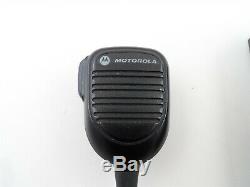 Motorola Xpr 4550 (xpr4550) Two Way Radio Aam27trh9la1an Avec Micro Rmn5052a