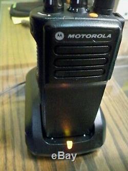 Motorola Xpr 7350e Vhf Mototrbo Dmr Numérique À Deux Voies Portable Radio Fast Ship