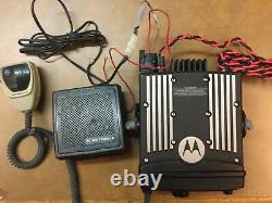 Motorola Xtl1500 Paquet Radio À Deux Voies Avec Micro, Haut-parleur Et Montage M28urs9pw1an