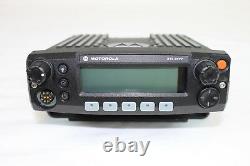 Motorola Xtl2500 P25 Digital 30 Watt 900 Mhz Radio, Tête Et Câble D'alimentation Seulement- Ham