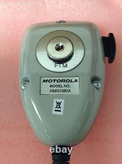 Motorola Xtl5000 M20urs9pw1an Radio Mobile Numérique Avec Antenne/speaker/mic/bracket